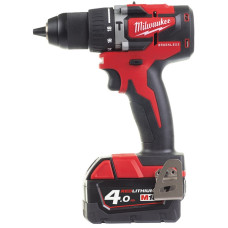 Аккумуляторная бесщеточная ударная дрель компактная M18 CBLPD-402C MILWAUKEE 4933464537