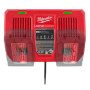 Быстрое зарядное устройство MILWAUKEE M18 DFC на два порта 4932472073
