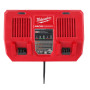 Быстрое зарядное устройство MILWAUKEE M18 DFC на два порта 4932472073