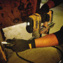 Аккумуляторный пистолет масляный DeWALT DCGG571NK